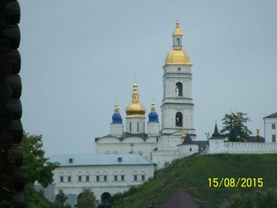 Эта фотография сделана на одной из улиц в подгорной части на расстоянии от кремля примерно 2км.