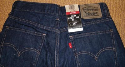 Levi's 537 Boot Cut Slim размеры W-32 L-30 и W-30 L-32. Производство Мексика.