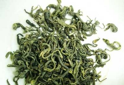 4) Зелёный чай <br />Год сбора - 2010.<br />Вес - 200 грамм.<br />Производитель: Wu Lian Mountain of Yunnan China<br />Стоимость -16 долларов.